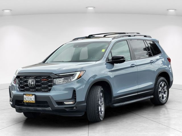 Used 2023 Gray Honda TrailSport image 2