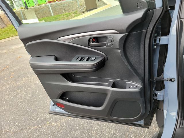 Used 2023 Gray Honda TrailSport image 25