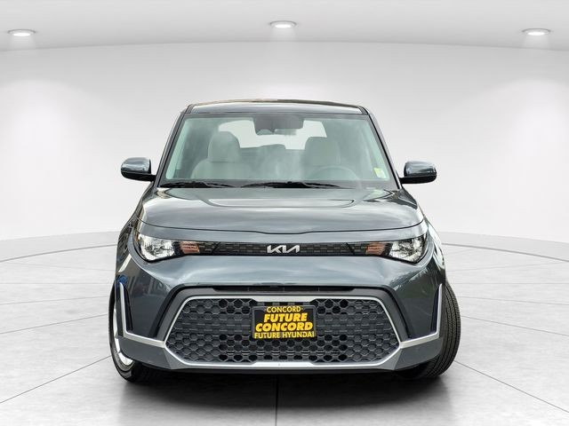 Used 2025 Gray Kia LX image 3