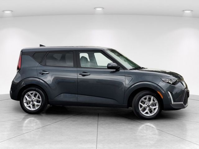 Used 2025 Gray Kia LX image 8