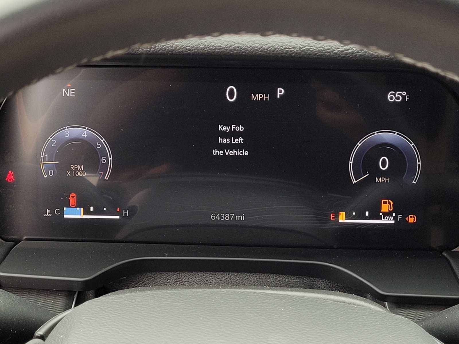 Used 2024 White/off-white Jeep Altitude image 15