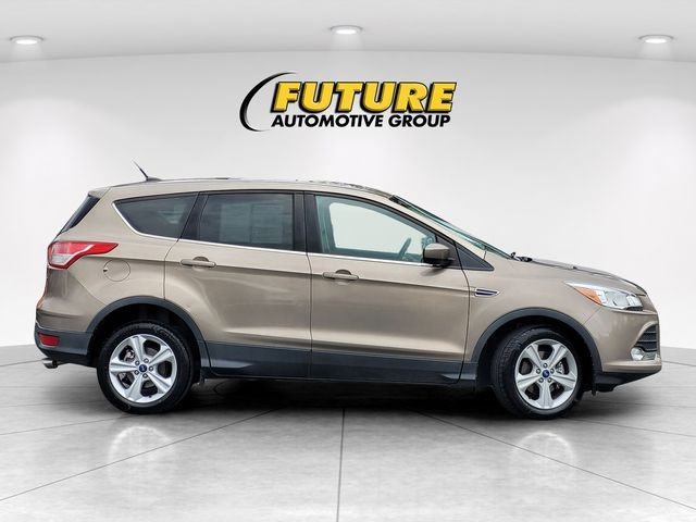 Used 2014 Gray Ford SE image 9