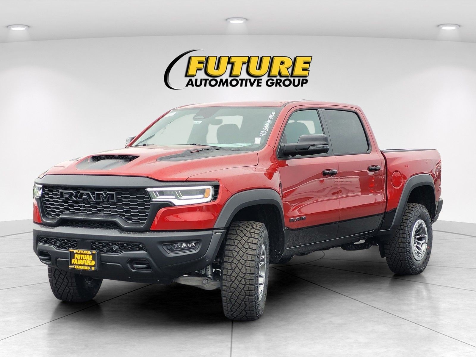 New 2026 Molten Red Pearl-Coat Exterior Paint RAM RHO image 27