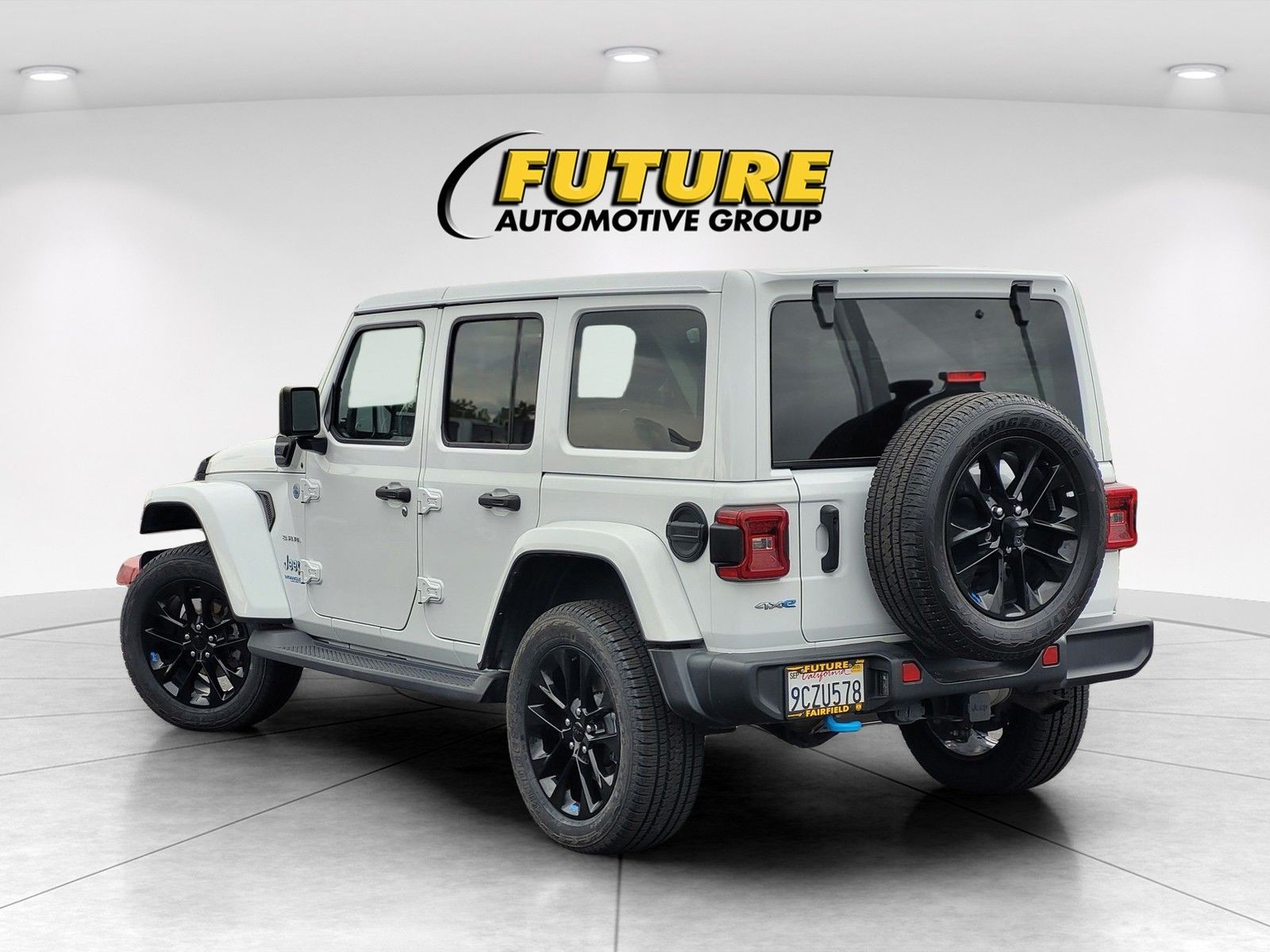 Used 2022 White Jeep Unlimited Sahara 4xe image 6