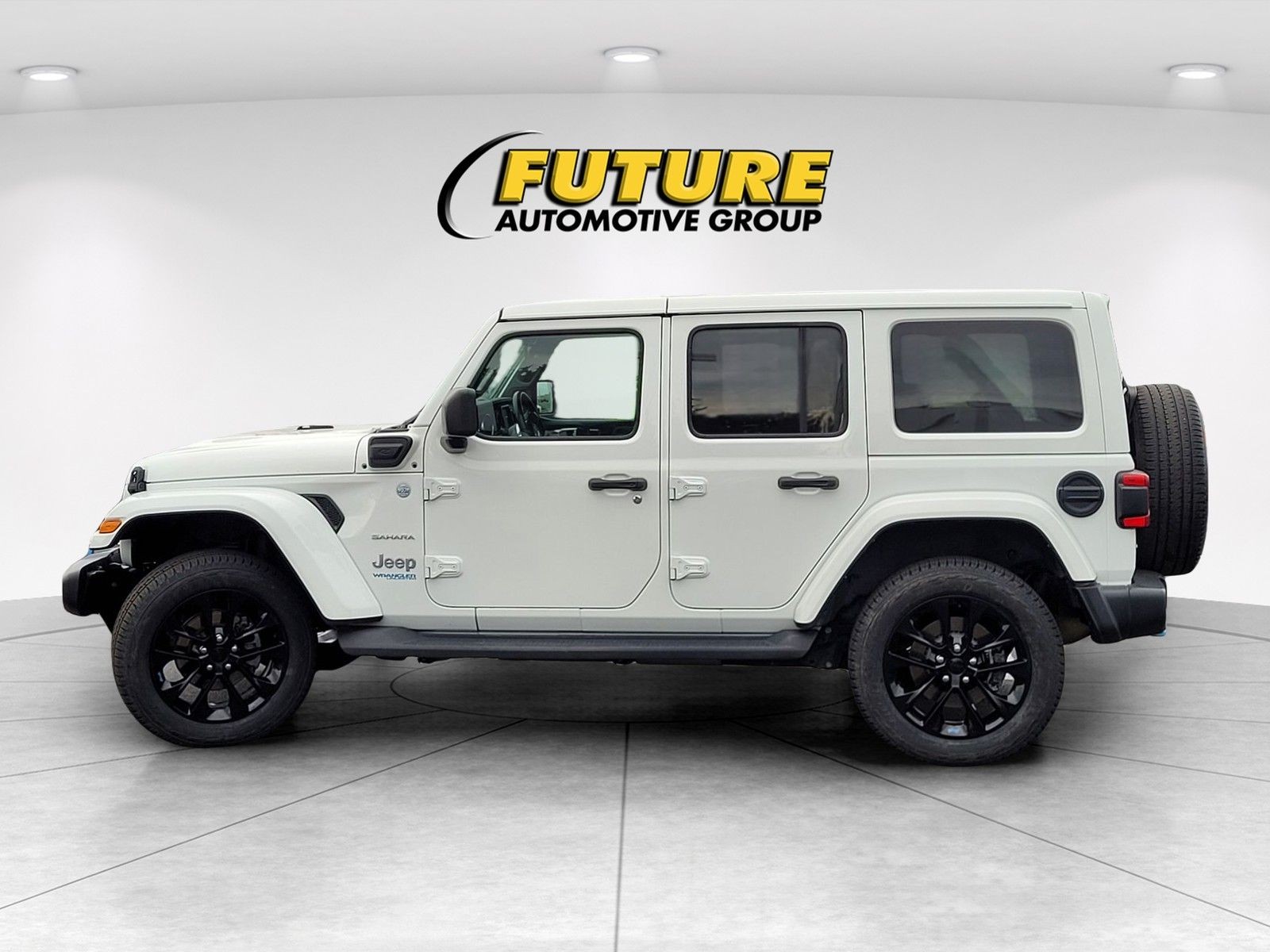 Used 2022 White Jeep Unlimited Sahara 4xe image 8