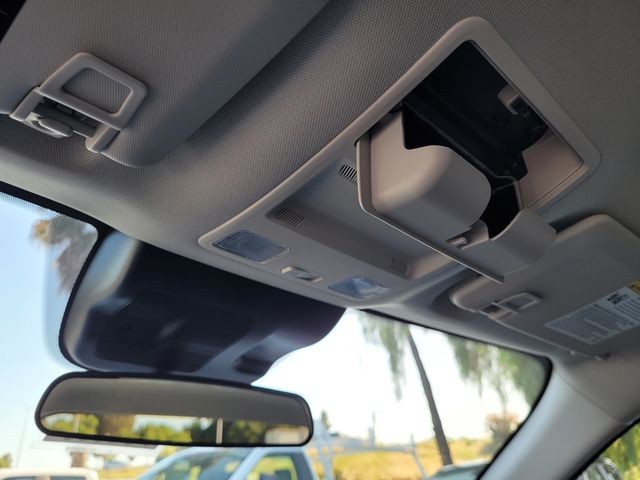 New 2026 Azure Gray Metallic Tri-Coat Ford XLT image 19