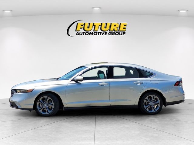 Used 2024 Silver Honda EX image 9