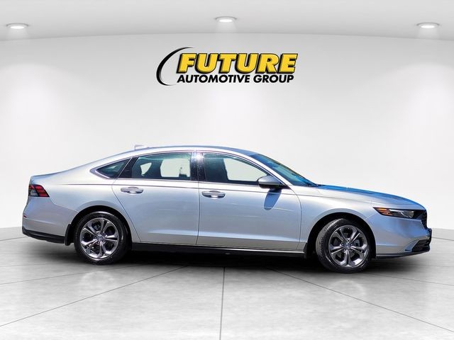 Used 2024 Silver Honda EX image 10