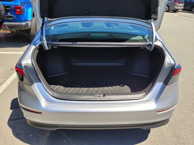 Used 2024 Silver Honda EX image 19