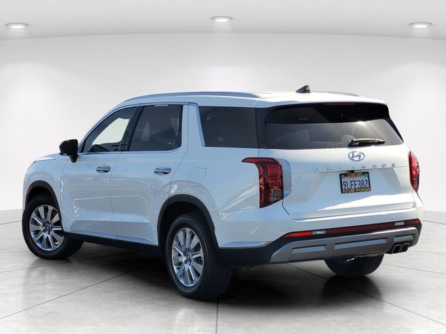 Used 2024 White Hyundai SEL image 5