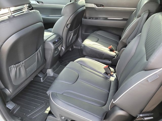 Used 2024 White Hyundai SEL image 16