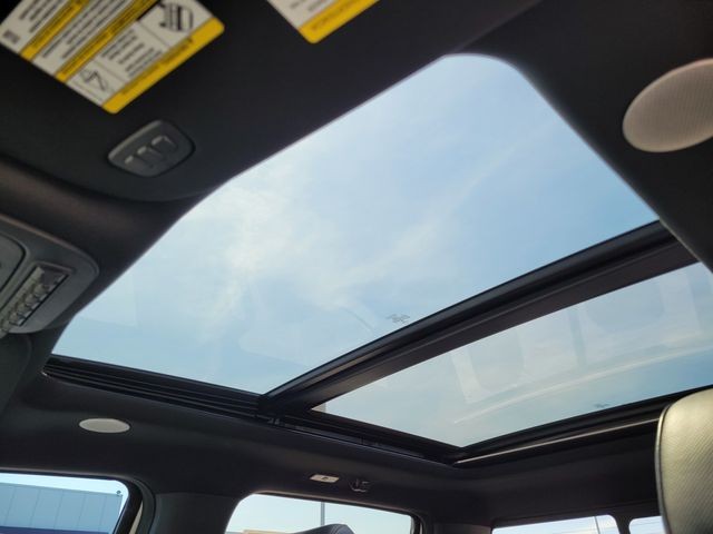 Used 2023 White Ford Raptor image 19