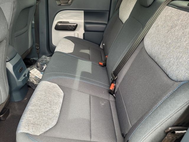 New 2026 Azure Gray Metallic Tri-Coat Ford XLT image 6
