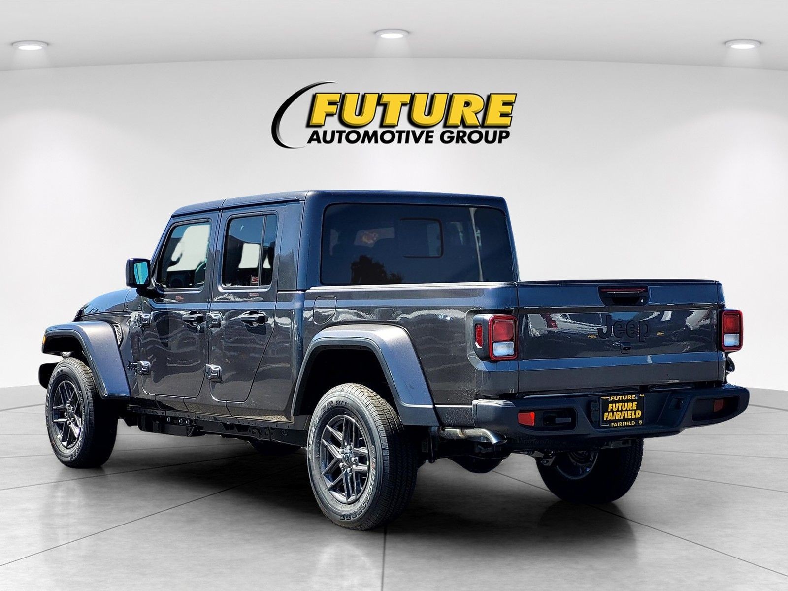 New 2026 Granite Crystal Metallic Clear-Coat Exterior Paint Jeep Sport S image 7