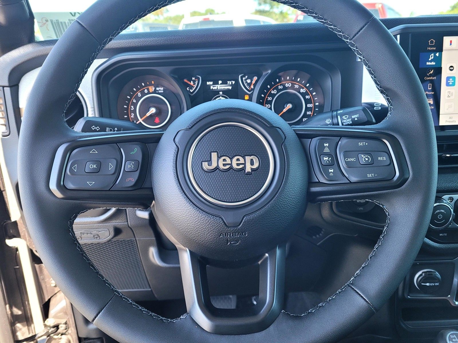 New 2026 Granite Crystal Metallic Clear-Coat Exterior Paint Jeep Sport S image 27
