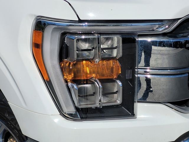 Used 2023 White Ford Lariat image 39