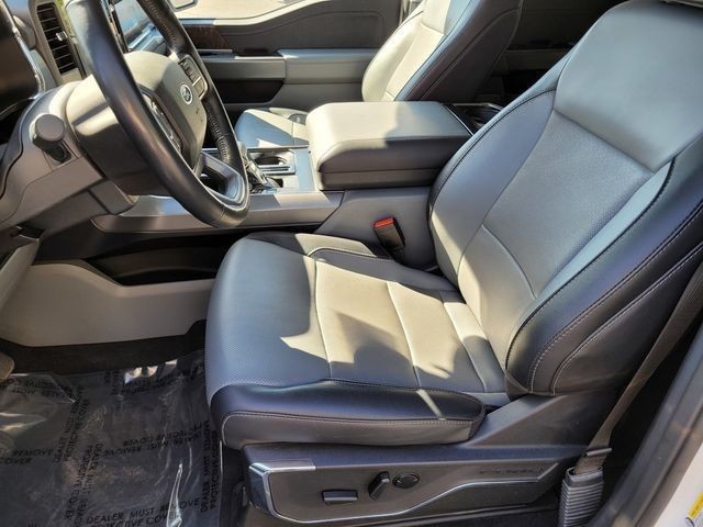 Used 2023 White Ford Lariat image 44