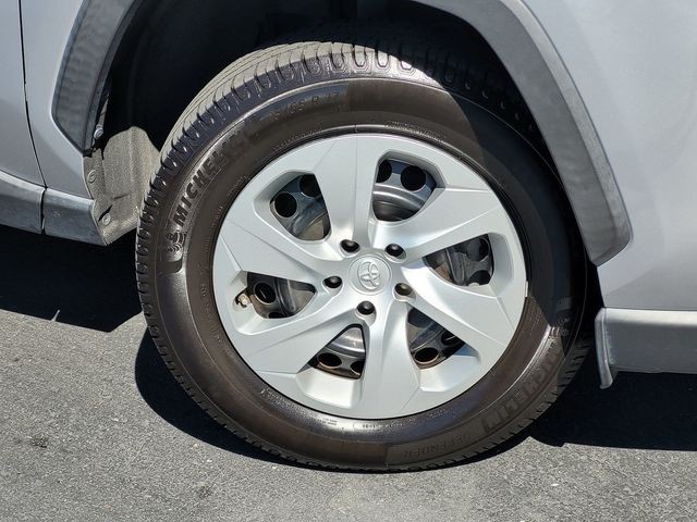 Used 2021 Silver Toyota LE image 10