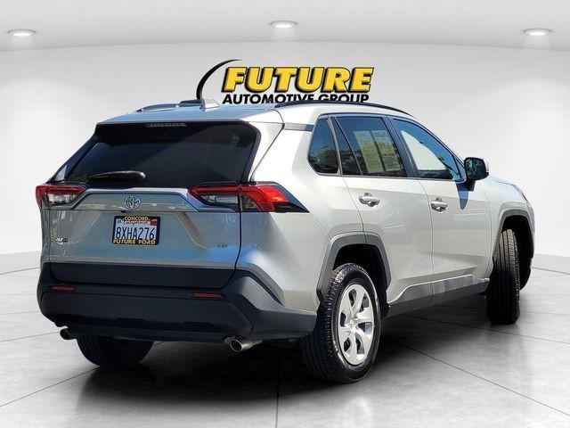 Used 2021 Silver Toyota LE image 35