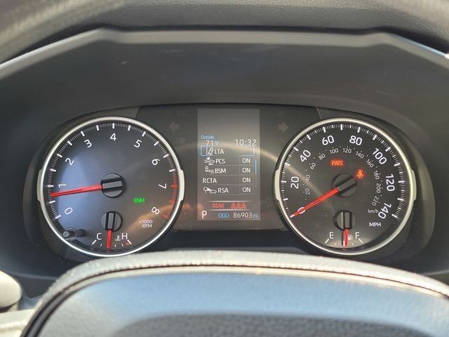 Used 2021 Silver Toyota LE image 43