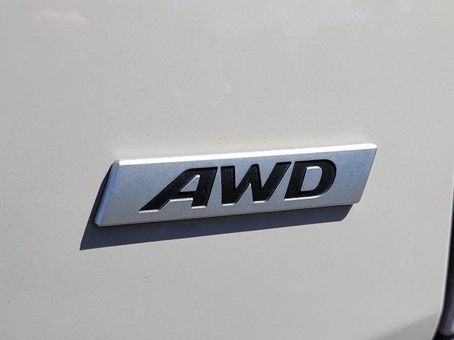 Used 2022 Silver Hyundai SEL image 26