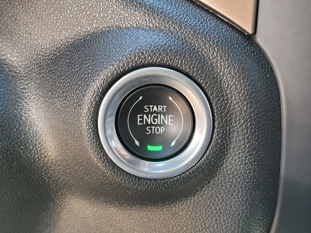 Used 2022 Beige Chevrolet High Country image 24