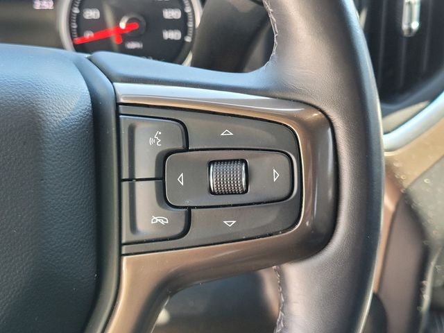 Used 2022 Beige Chevrolet High Country image 28