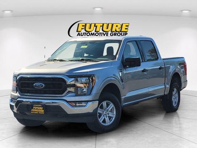 Used 2023 Silver Metallic Ford XLT image 3