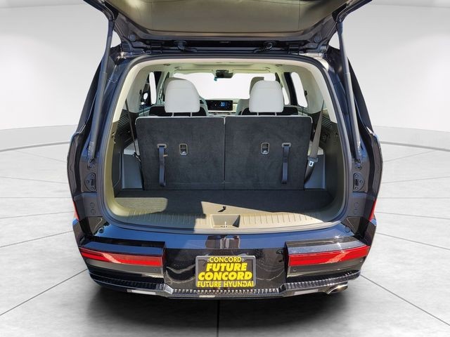Used 2024 Black Hyundai Calligraphy image 9
