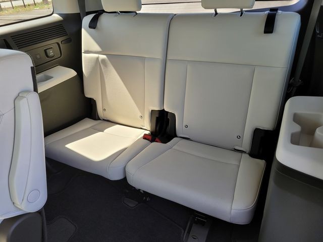 Used 2024 Black Hyundai Calligraphy image 11