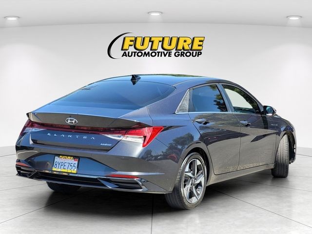Used 2022 Gray Hyundai Limited image 8