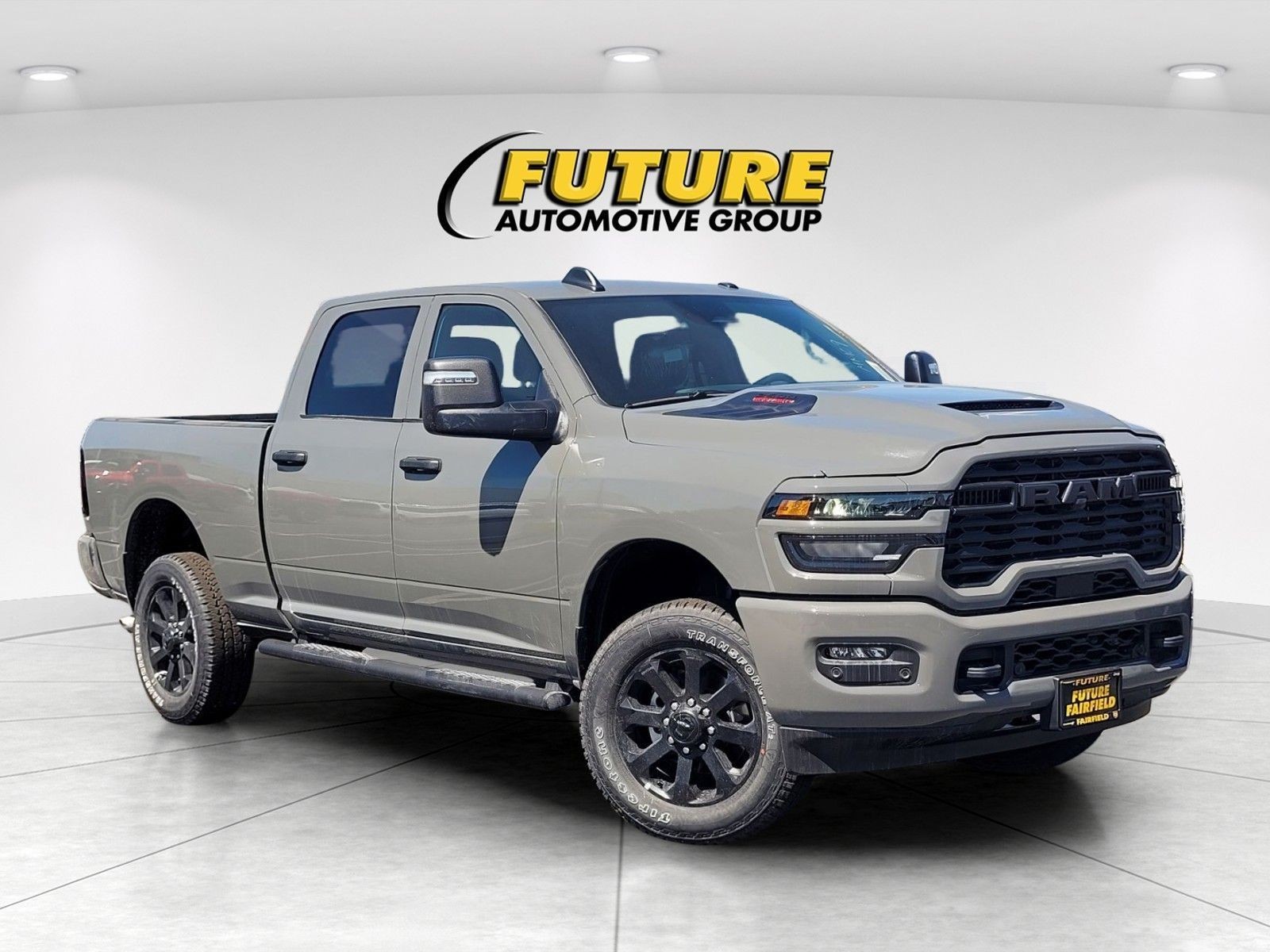New 2026 Ceramic Gray Clearcoat RAM  image 26