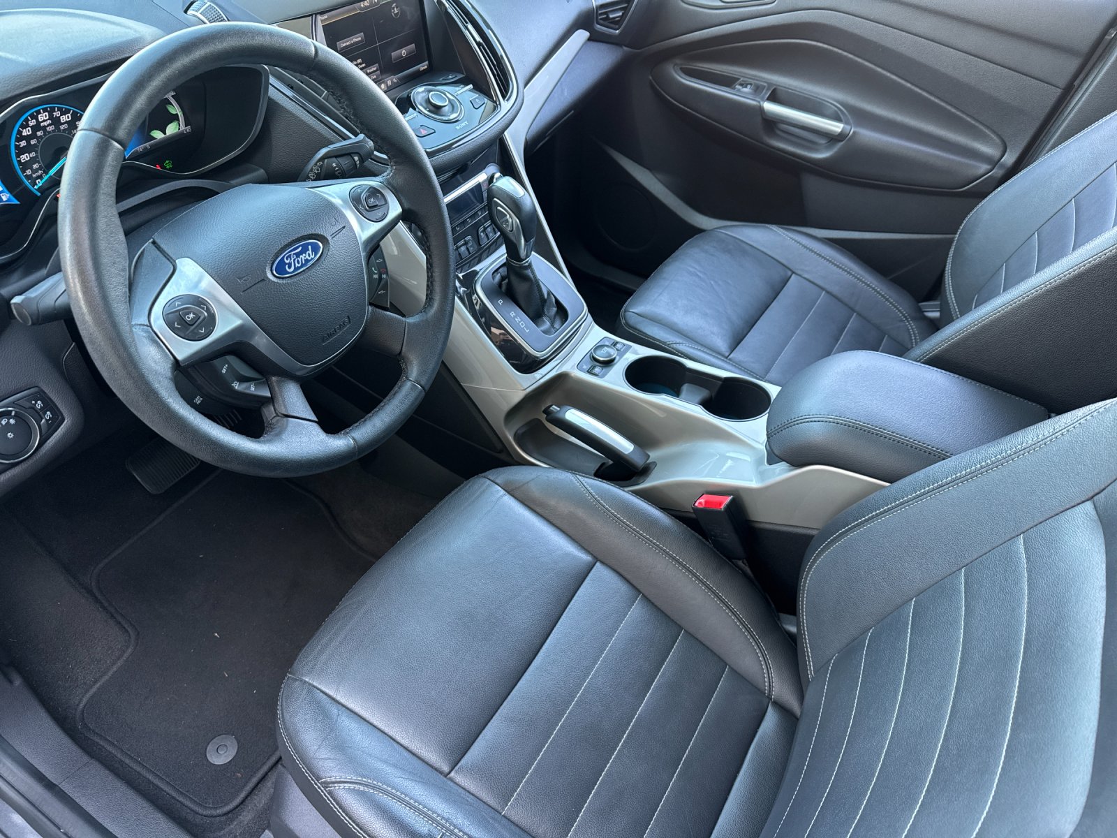 Used 2013 Gray Ford SEL image 9