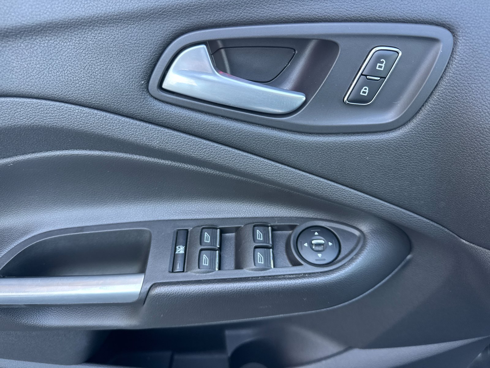 Used 2013 Gray Ford SEL image 10