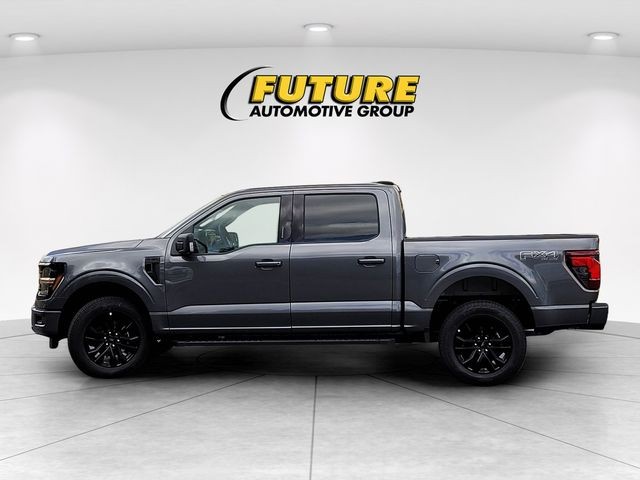 New 2026 Carbonized Gray Metallic Ford XLT image 7