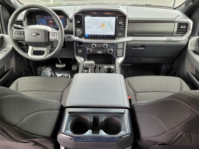 New 2026 Carbonized Gray Metallic Ford XLT image 13