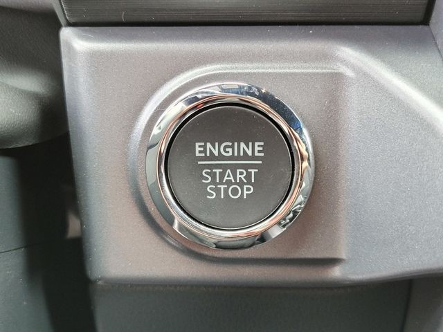 New 2026 Carbonized Gray Metallic Ford XLT image 22