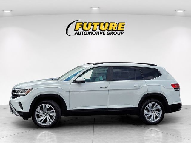 Used 2022 White Volkswagen 3.6L V6 SE w/Technology image 8
