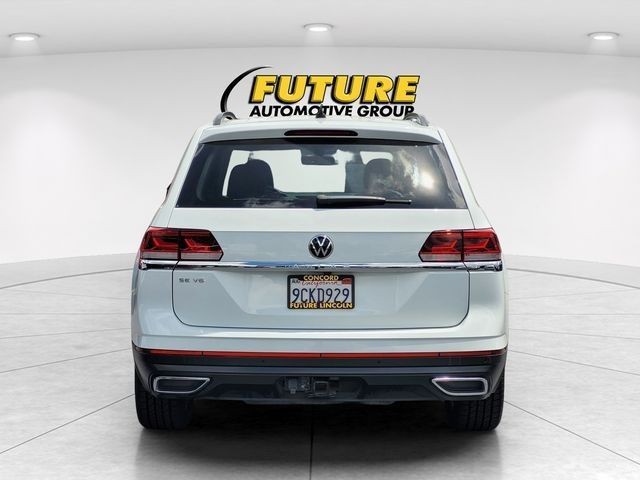 Used 2022 White Volkswagen 3.6L V6 SE w/Technology image 33