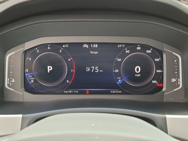 Used 2022 White Volkswagen 3.6L V6 SE w/Technology image 49