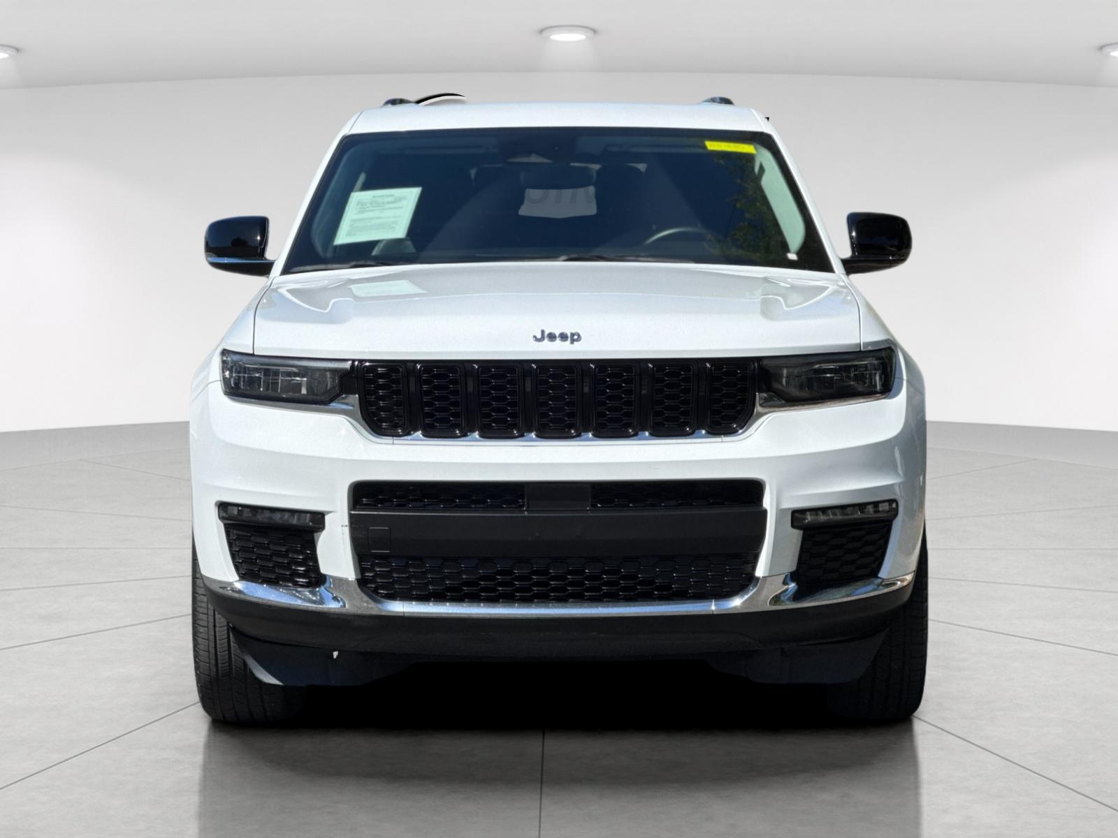 Used 2021 White Jeep Limited image 9