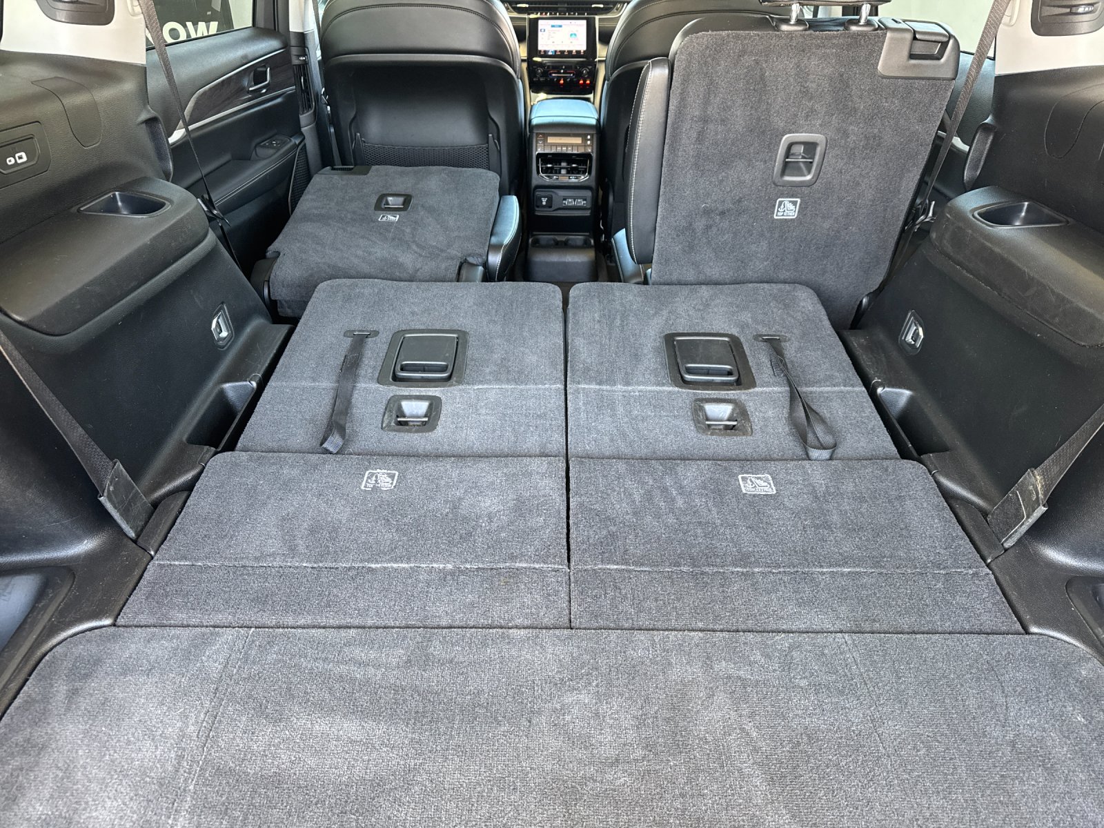 Used 2021 White Jeep Limited image 16