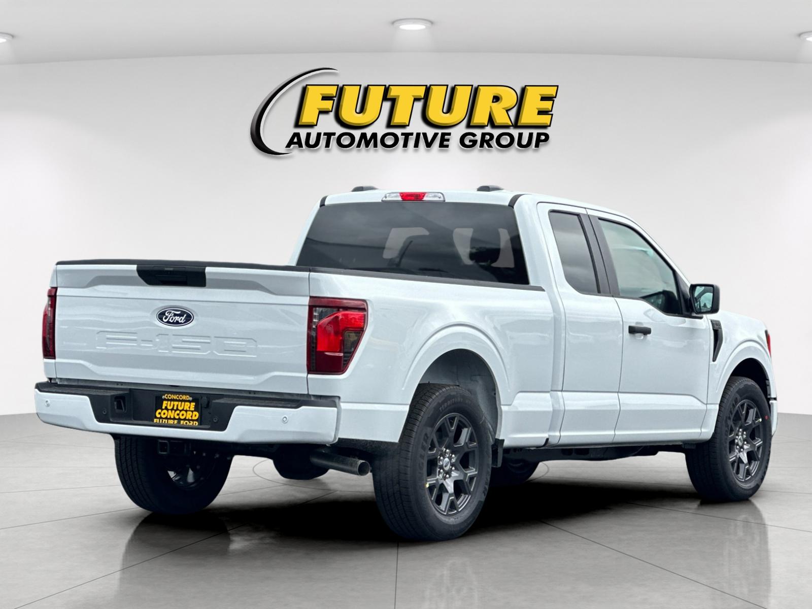 New 2026 Oxford White Ford STX® image 3