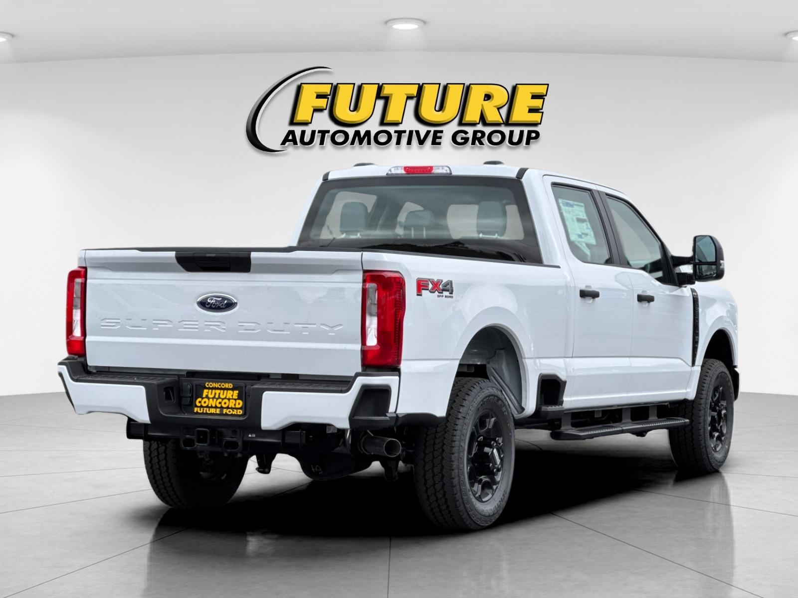 New 2026 Oxford White Ford F-250® XL image 3