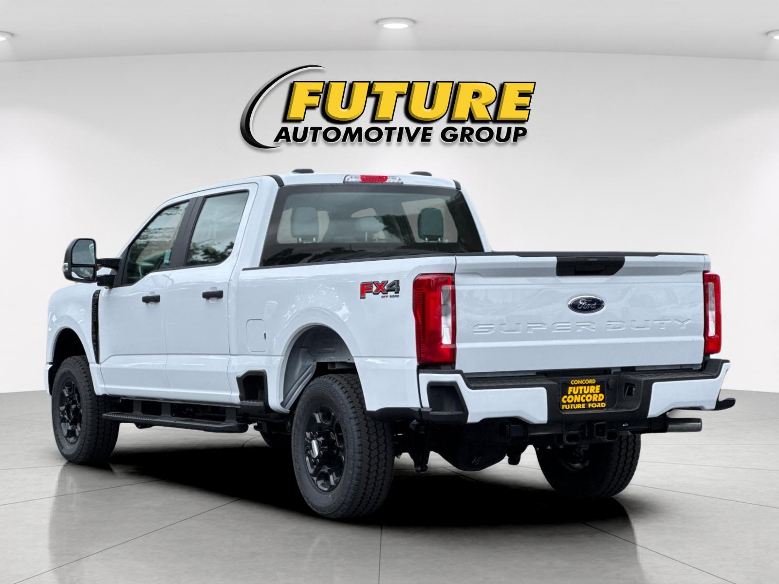 New 2026 Oxford White Ford F-250® XL image 5