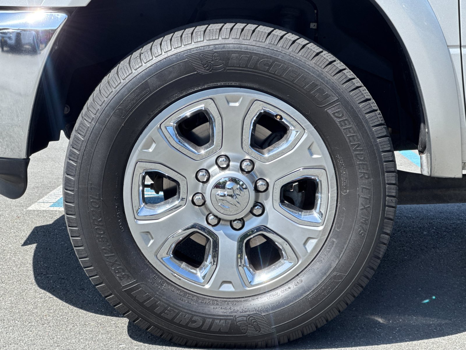 Used 2015 Silver Ram SLT image 21