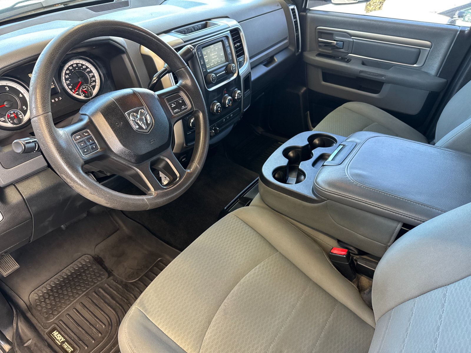 Used 2015 Silver Ram SLT image 10