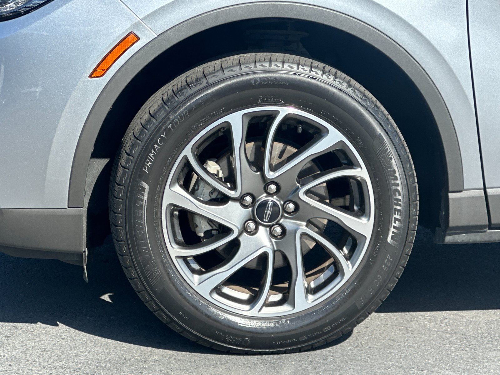 Used 2022 Silver Lincoln Standard image 25
