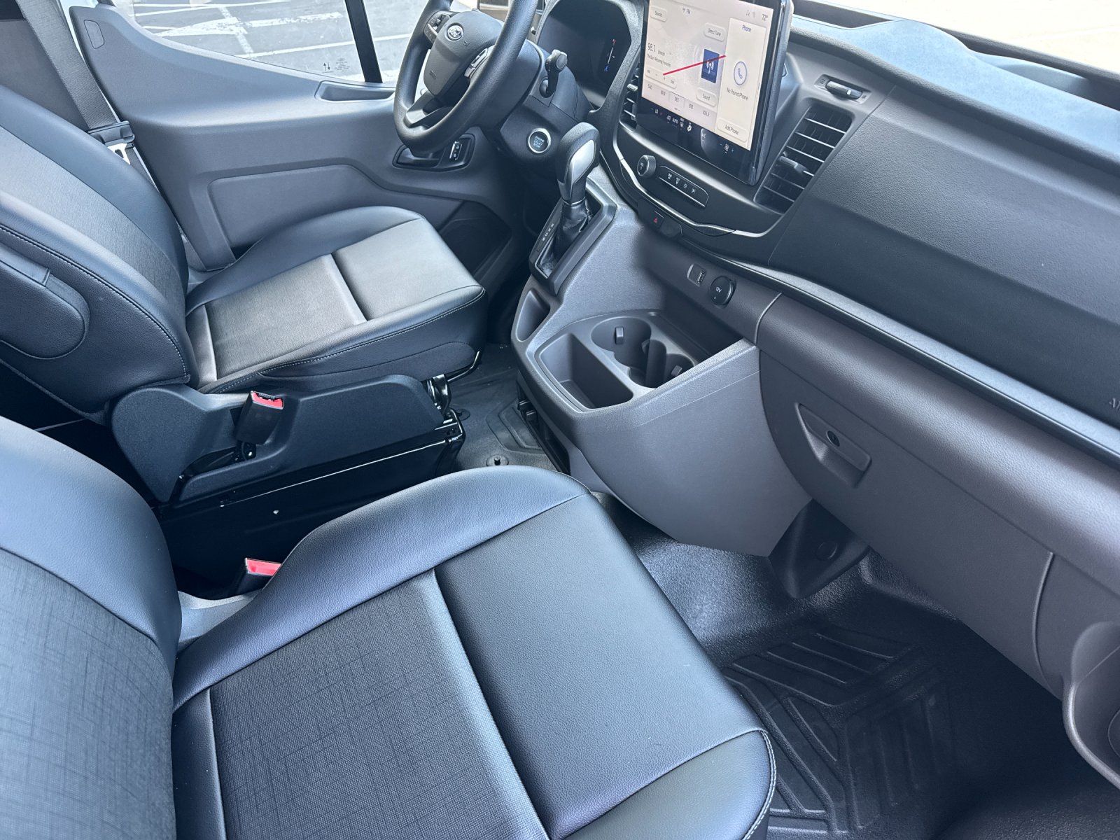 New 2026 Oxford White Ford Cargo Van image 15