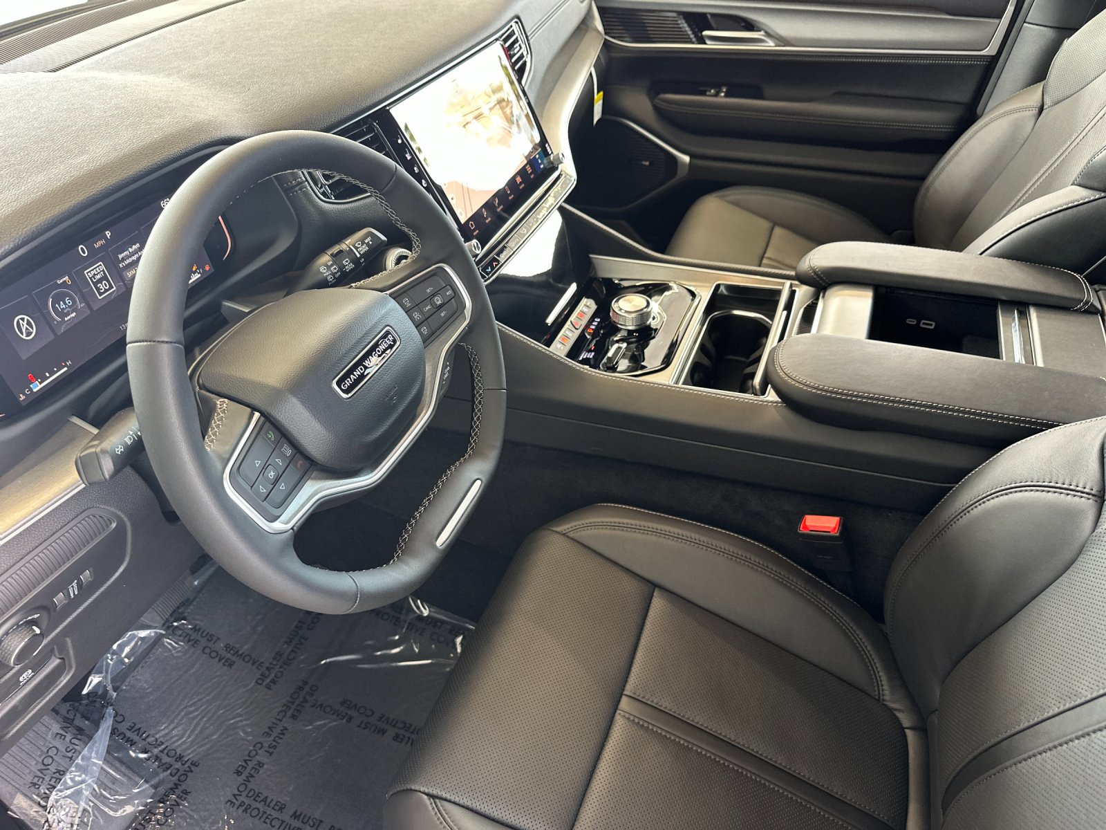 New 2026 Silver-Zynith Exterior Paint Jeep Limited Altitude image 10